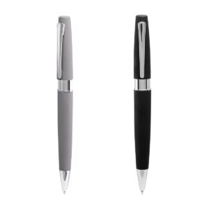 PLUMA LIVRARIA